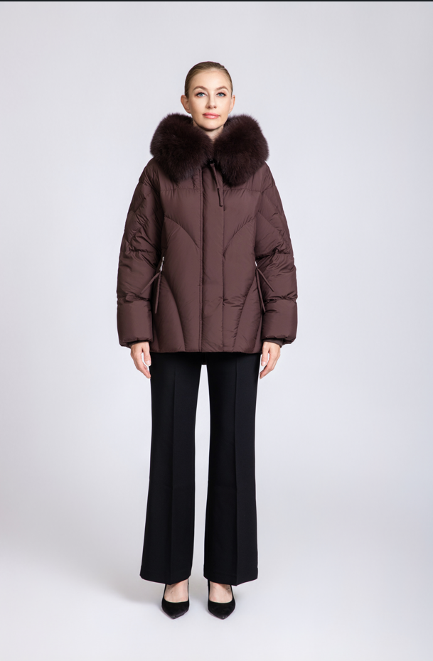 Fur-Collared Short-Line Silhouette Down Jacket