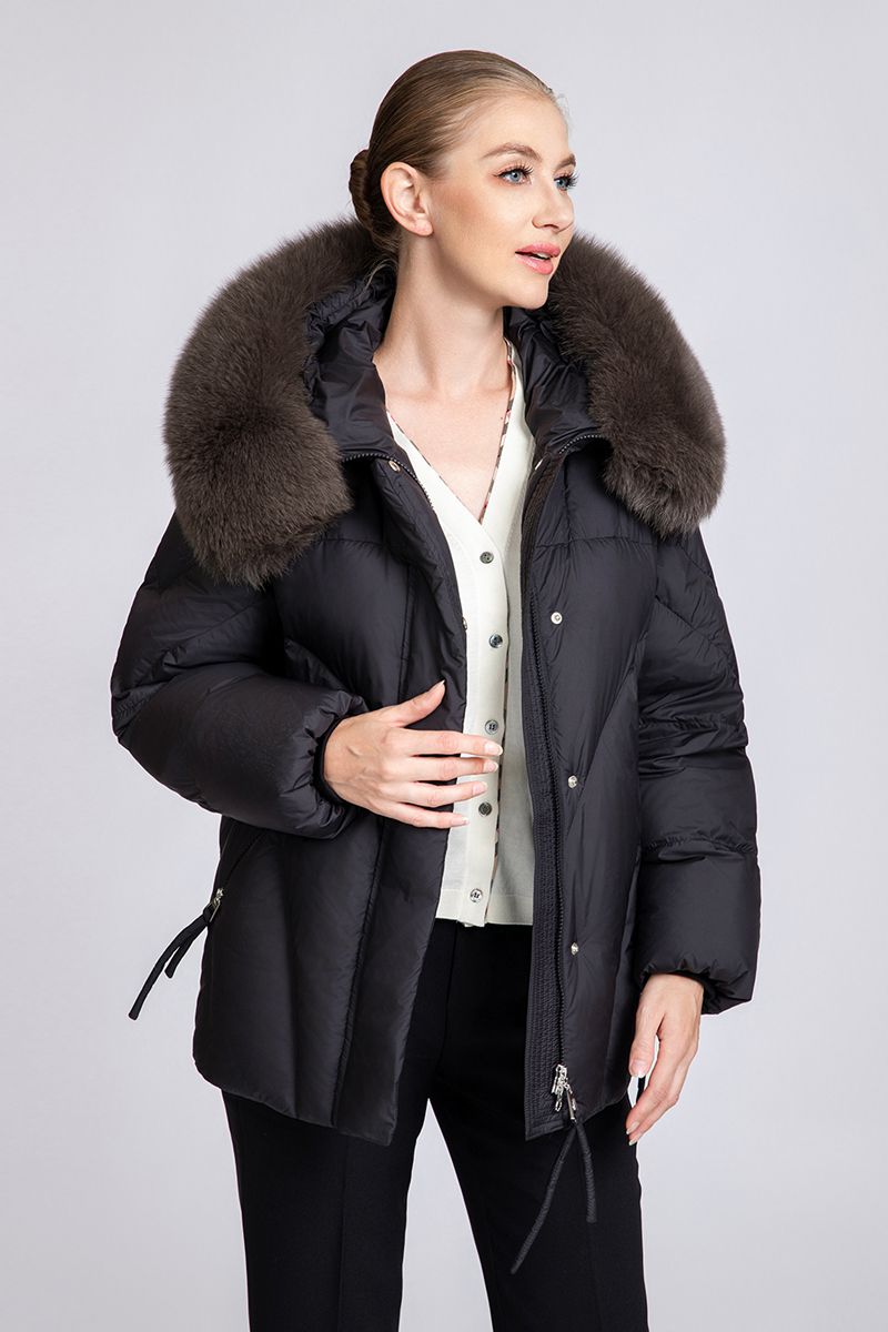 Women's Short Hooded 90% Duck Down Jacket with Fur Collar