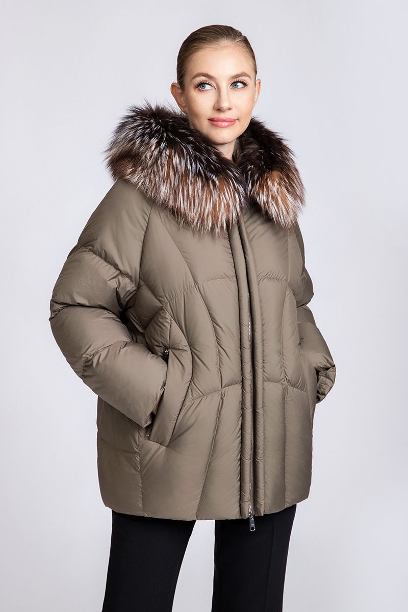 Women's Short Down Coat with Removable Fox Fur Collar