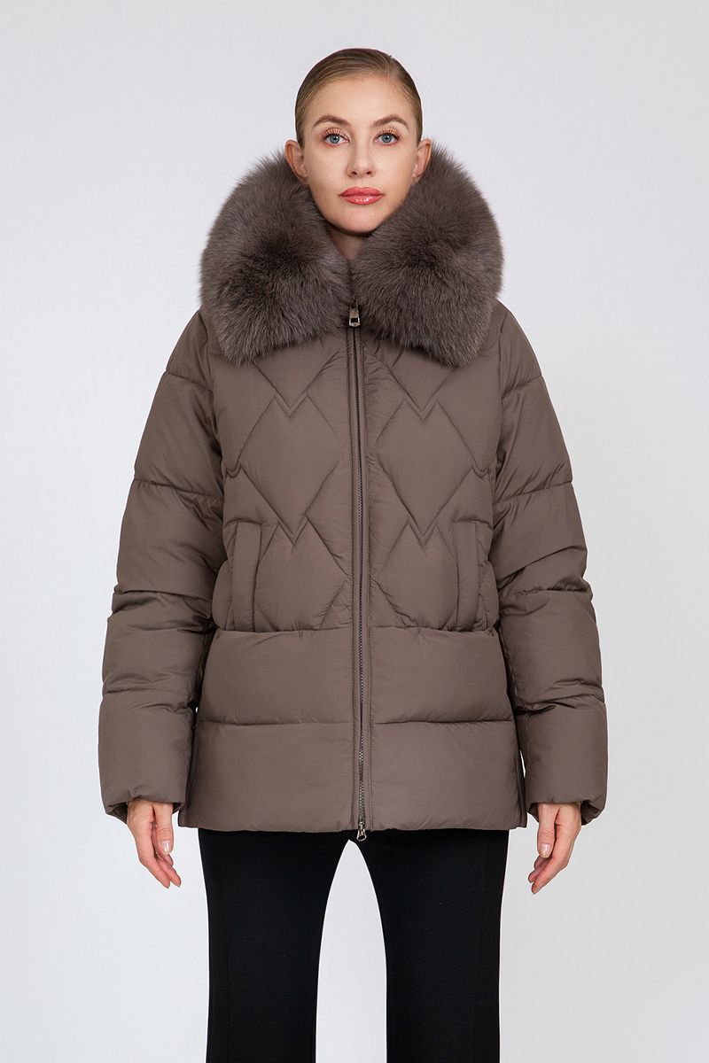 Women's Diamond-Quilted Puffer Jacket with Detachable Fox Fur Collar