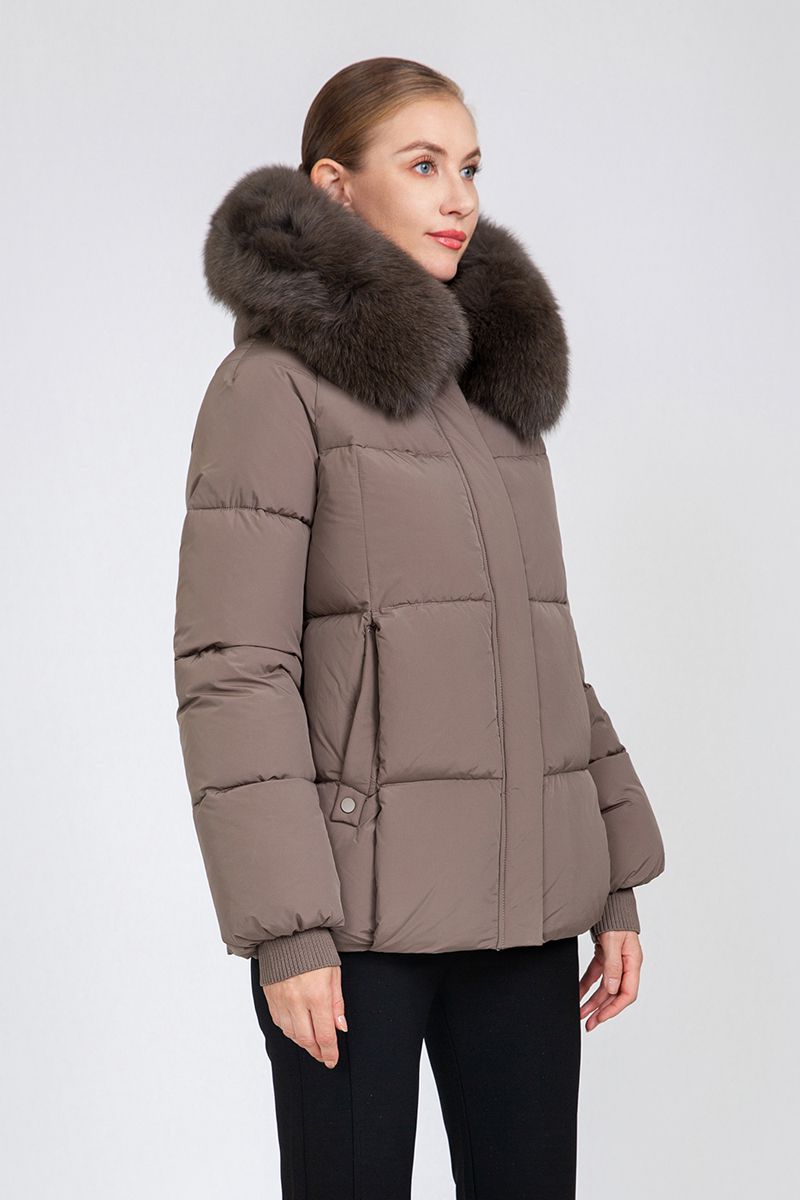 Women's Cropped Puffer Jacket with Detachable Fox Fur Collar