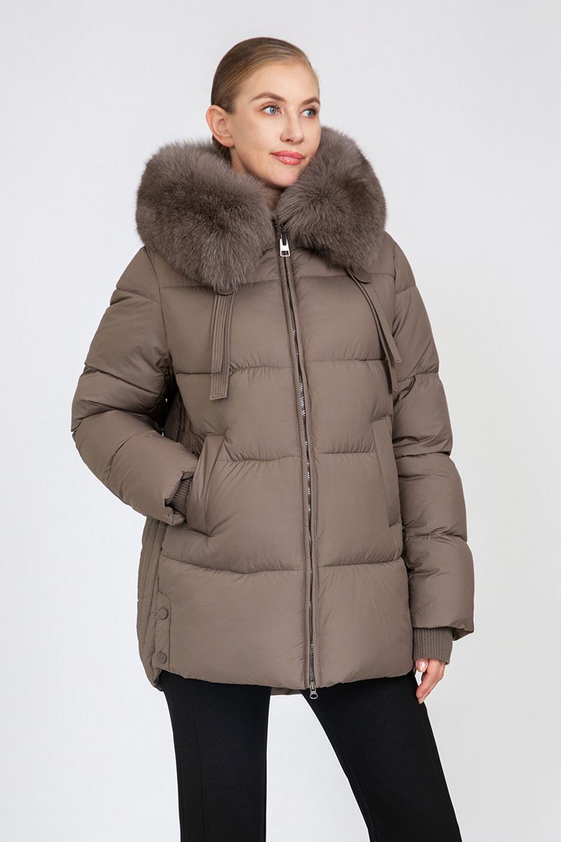 Women's Cropped Puffer Jacket with Detachable Fox Fur Collar & Hood Strap Details