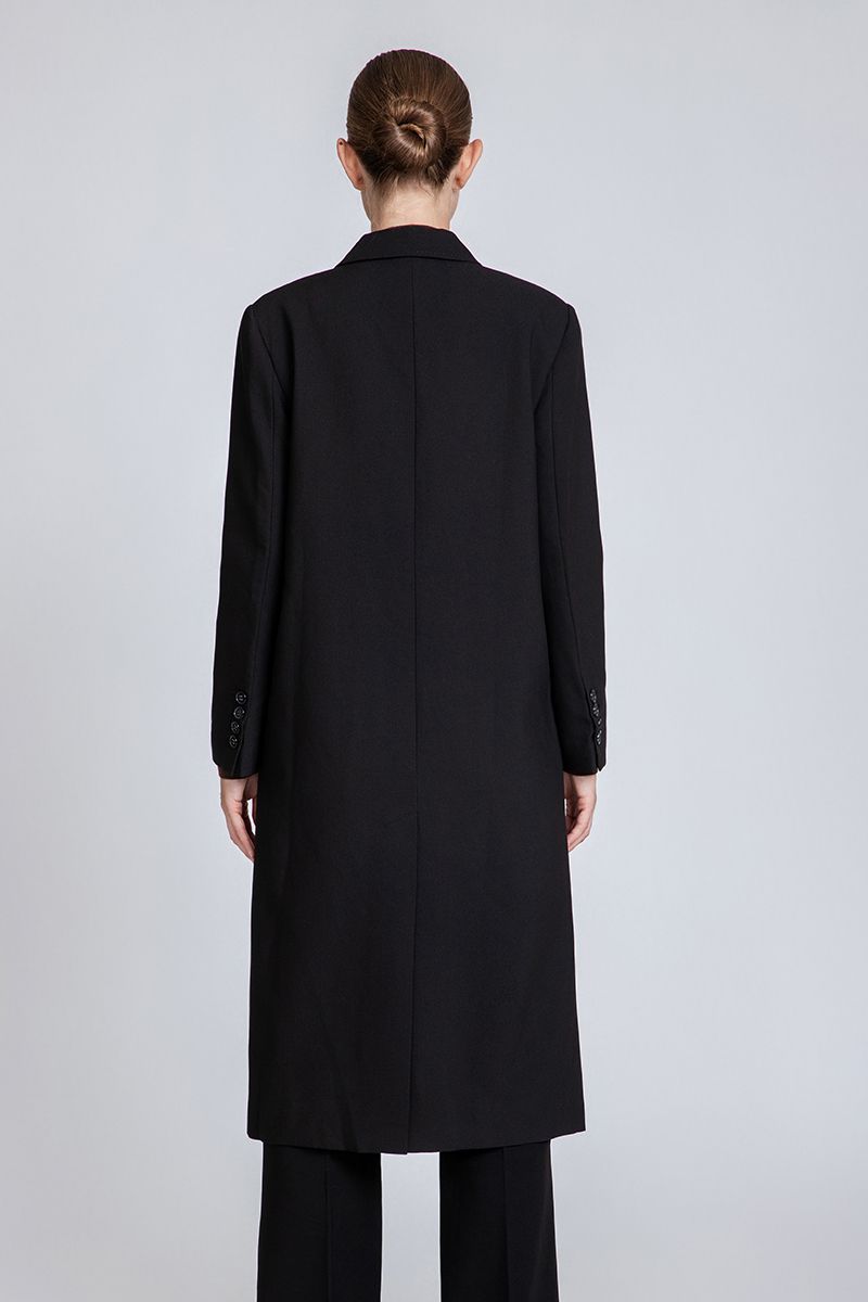 Women's Oversized Lapel Long Wool Coat with Double-Breasted Closure