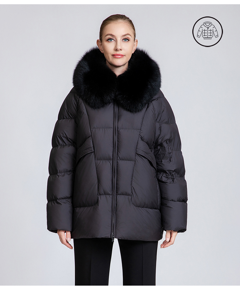 Short down jacketwith fox fur collar