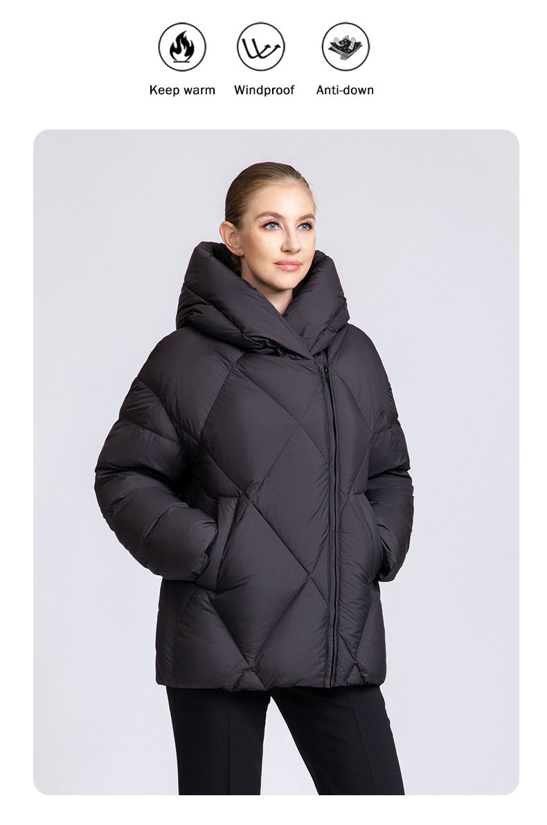 Women's thickened short hooded down jacket.