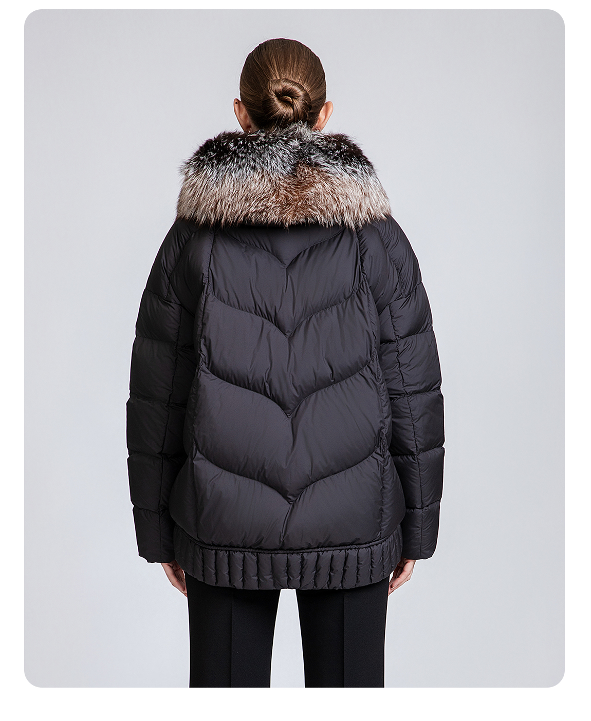 Warm and thickened women's short down jacket with fur collar