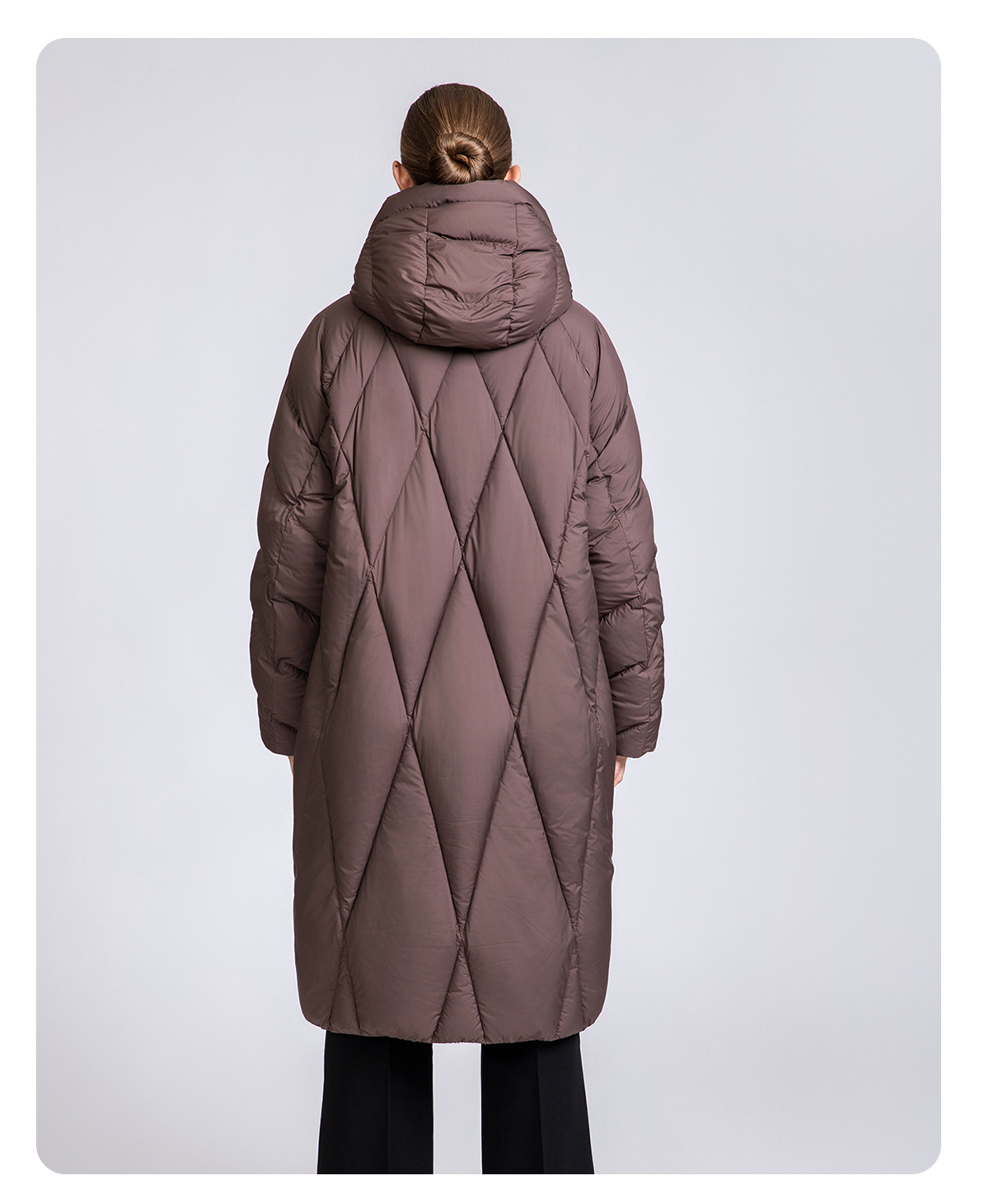 Winter knee-length thickened down coat