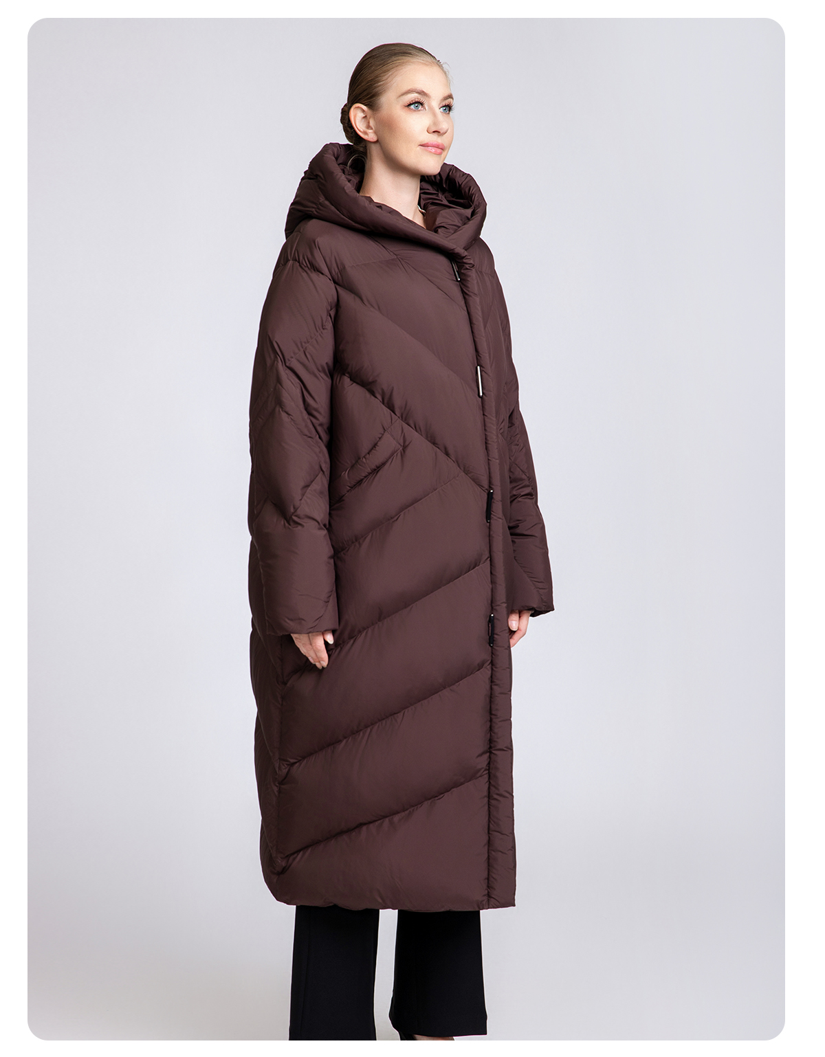 Women's Short Raglan Sleeve Down Jacket 90% Duck Down Women's Short Raglan Sleeve Down Jacket 90% Duck Down