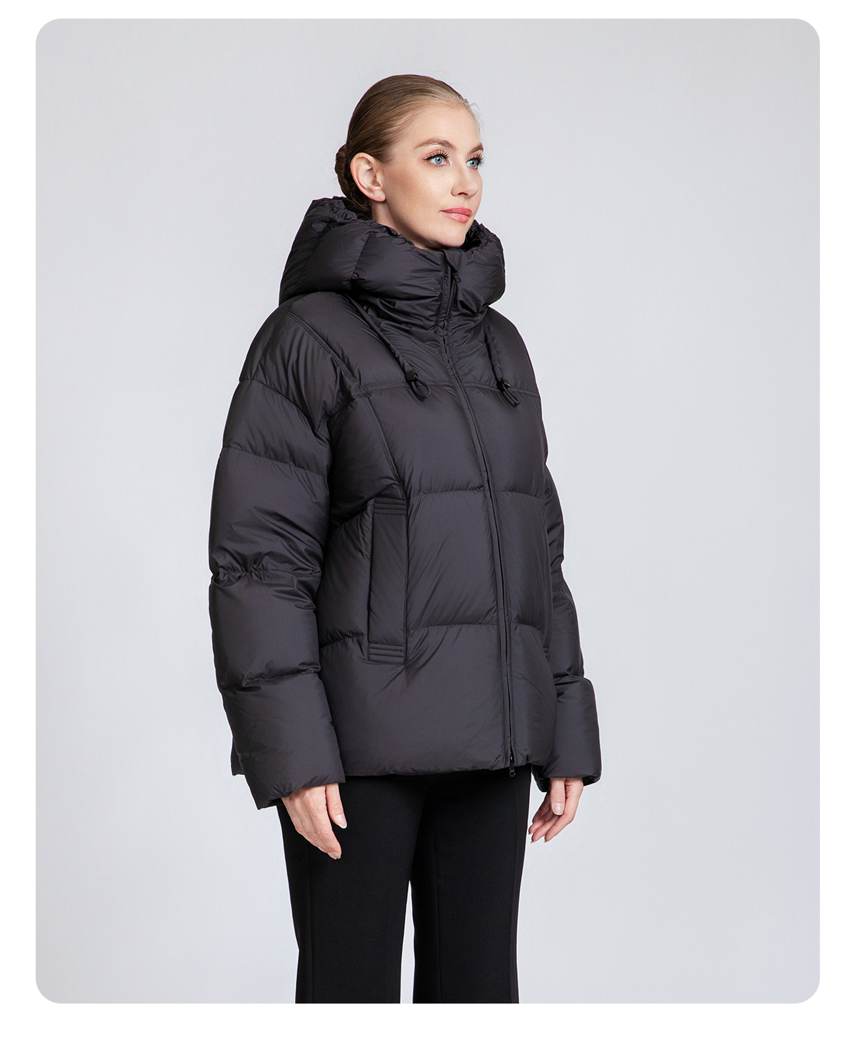 Women's Short Hooded 90% Duck Down Jacket - Comfort Fit