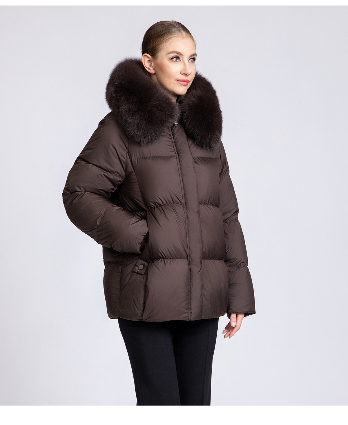 Women's 90% Duck Down Short Puffer Coat with Detachable Fox Fur