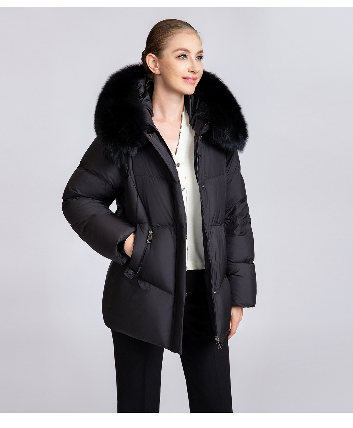 Women's Short Puffer Down Coat with Detachable Fox Fur Collar