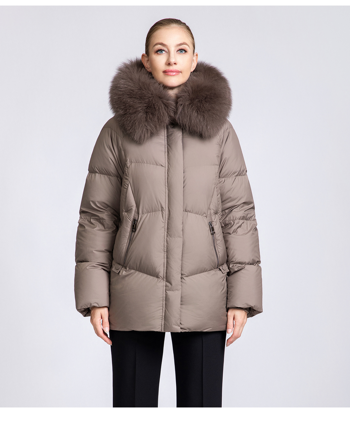 Women's Short Puffer Down Coat with Detachable Fox Fur Collar