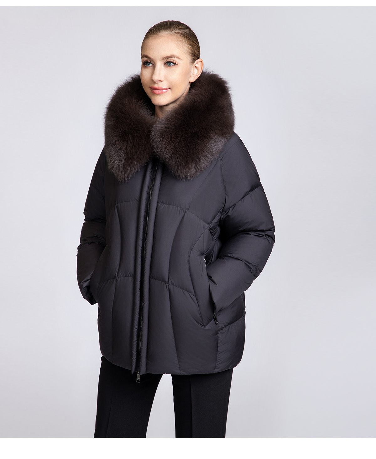 Women's Short Down Coat with Removable Fox Fur Collar