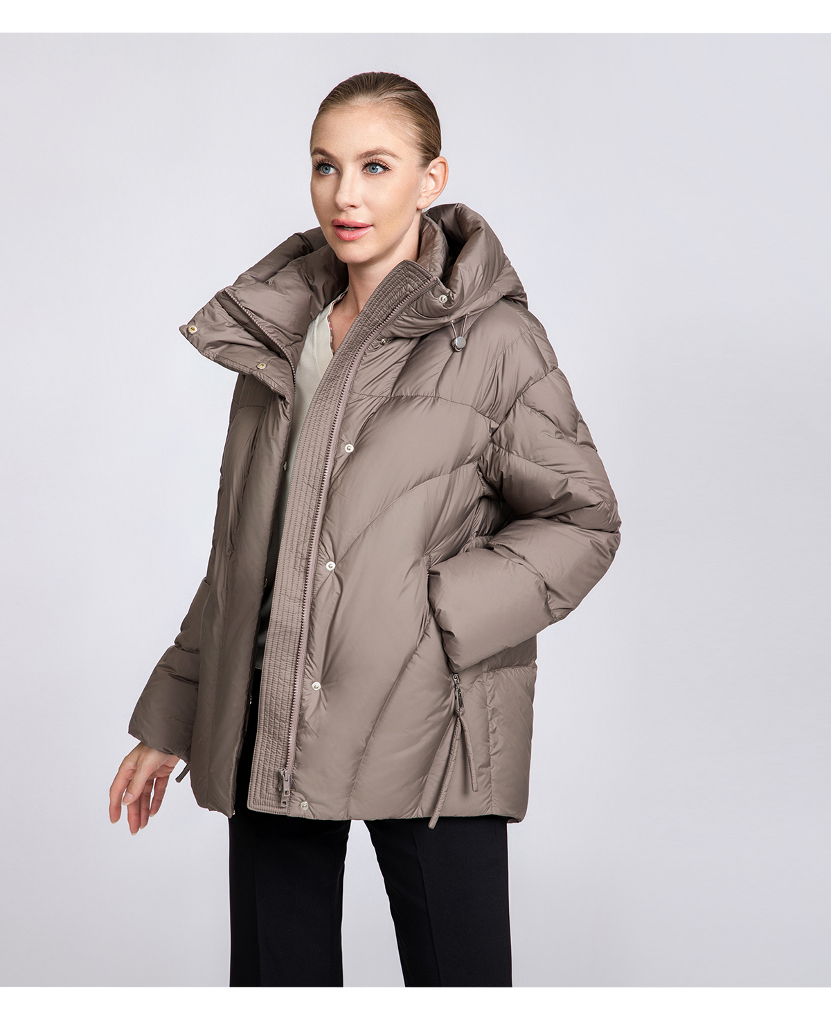 Women's Chevron-Quilted Short Down Puffer Jacket