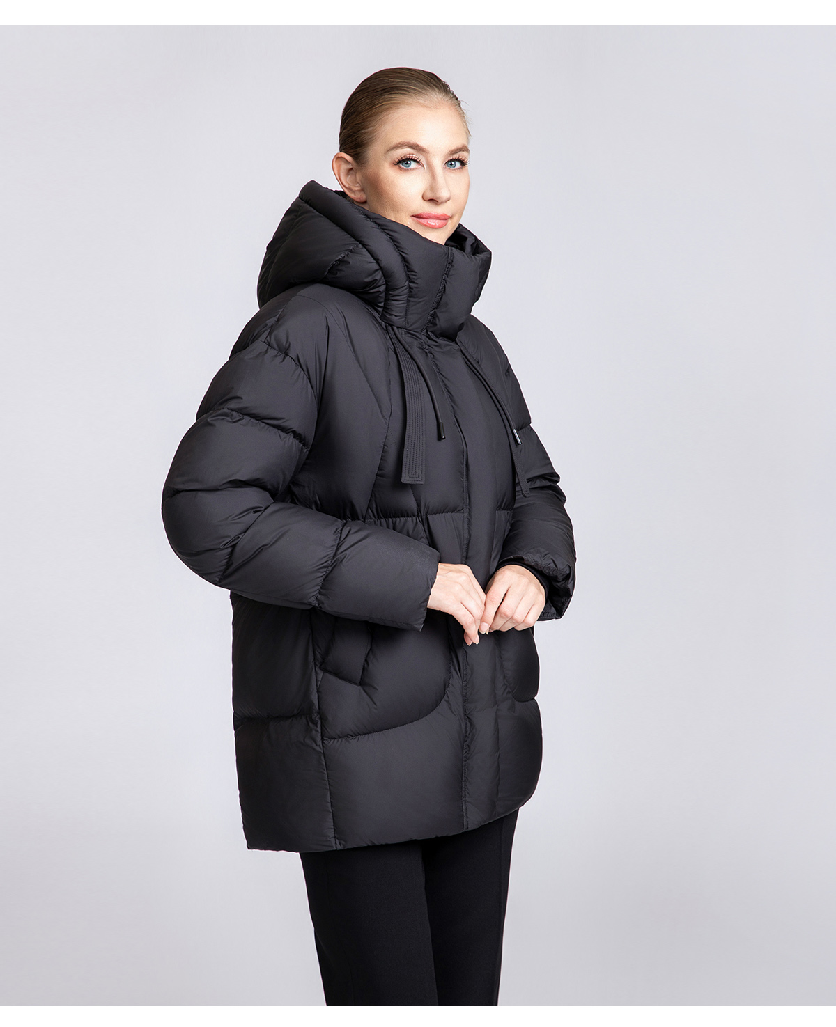 Women's Curved Quilted Hooded Puffer Jacket