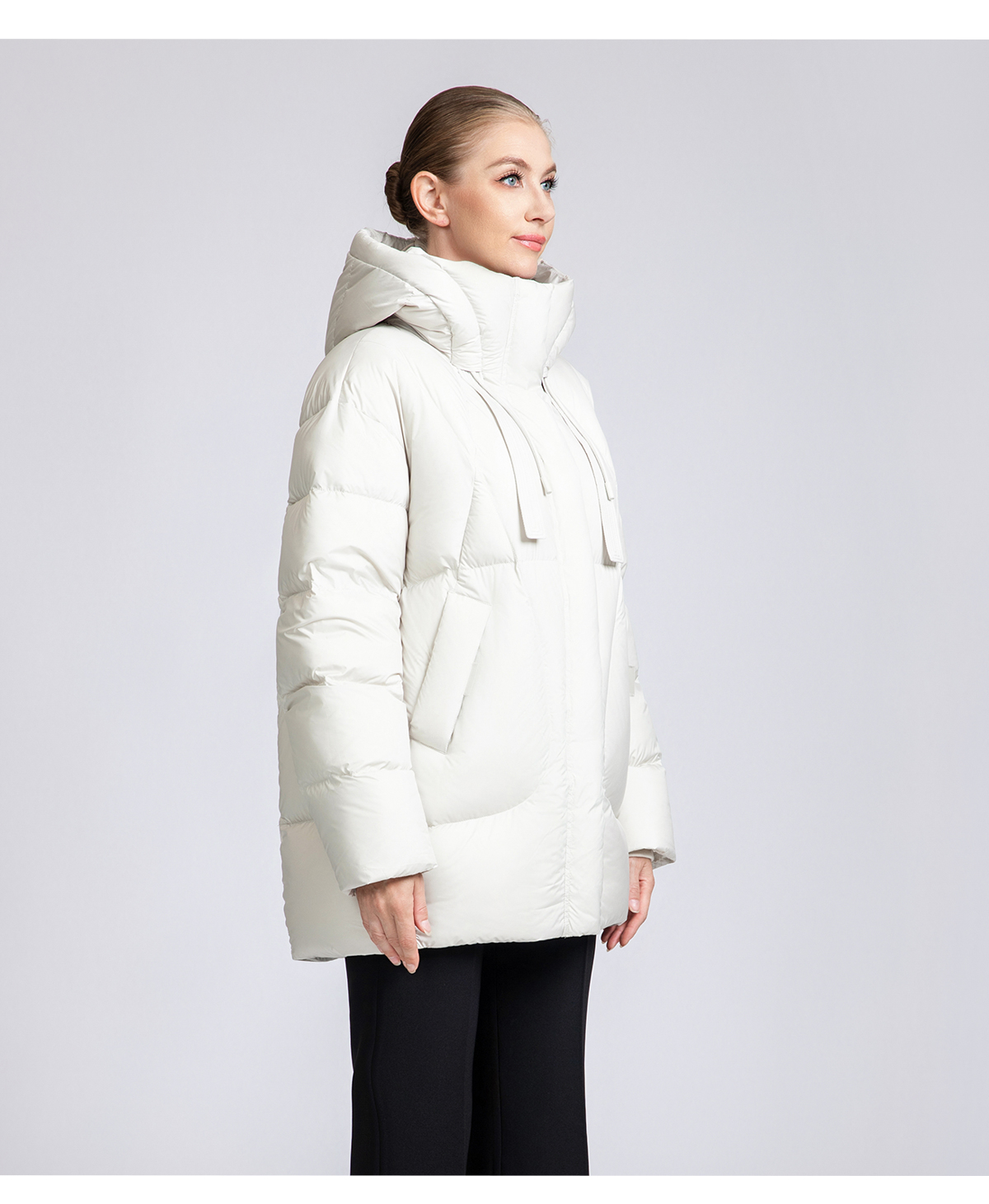 Women's Curved Quilted Hooded Puffer Jacket