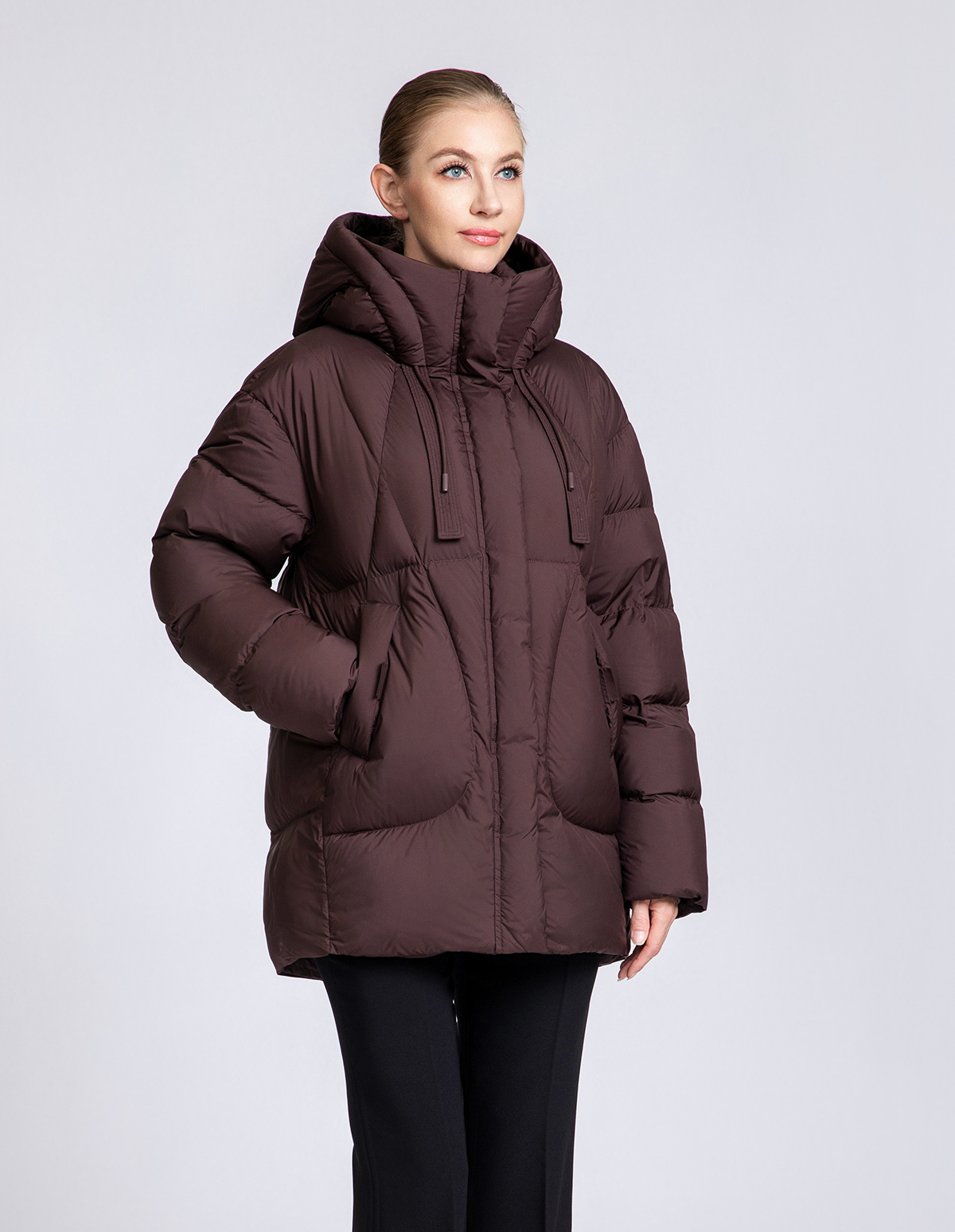 Women's Curved Quilted Hooded Puffer Jacket